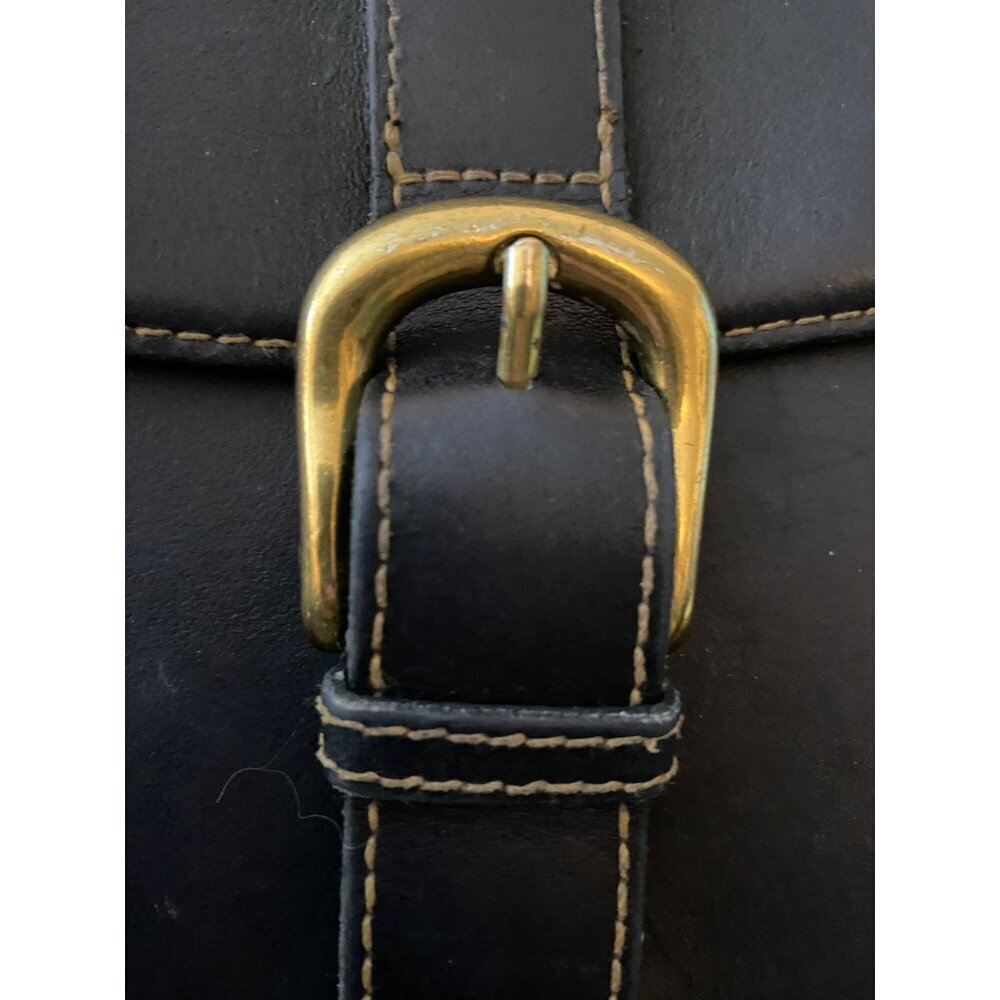 G.H. Bass Dark Brown "Willis" Style Oiled Leather Crossbody Bag - Picture 3 of 14